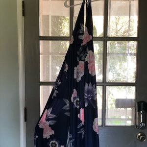 Women’s maxi halter dress